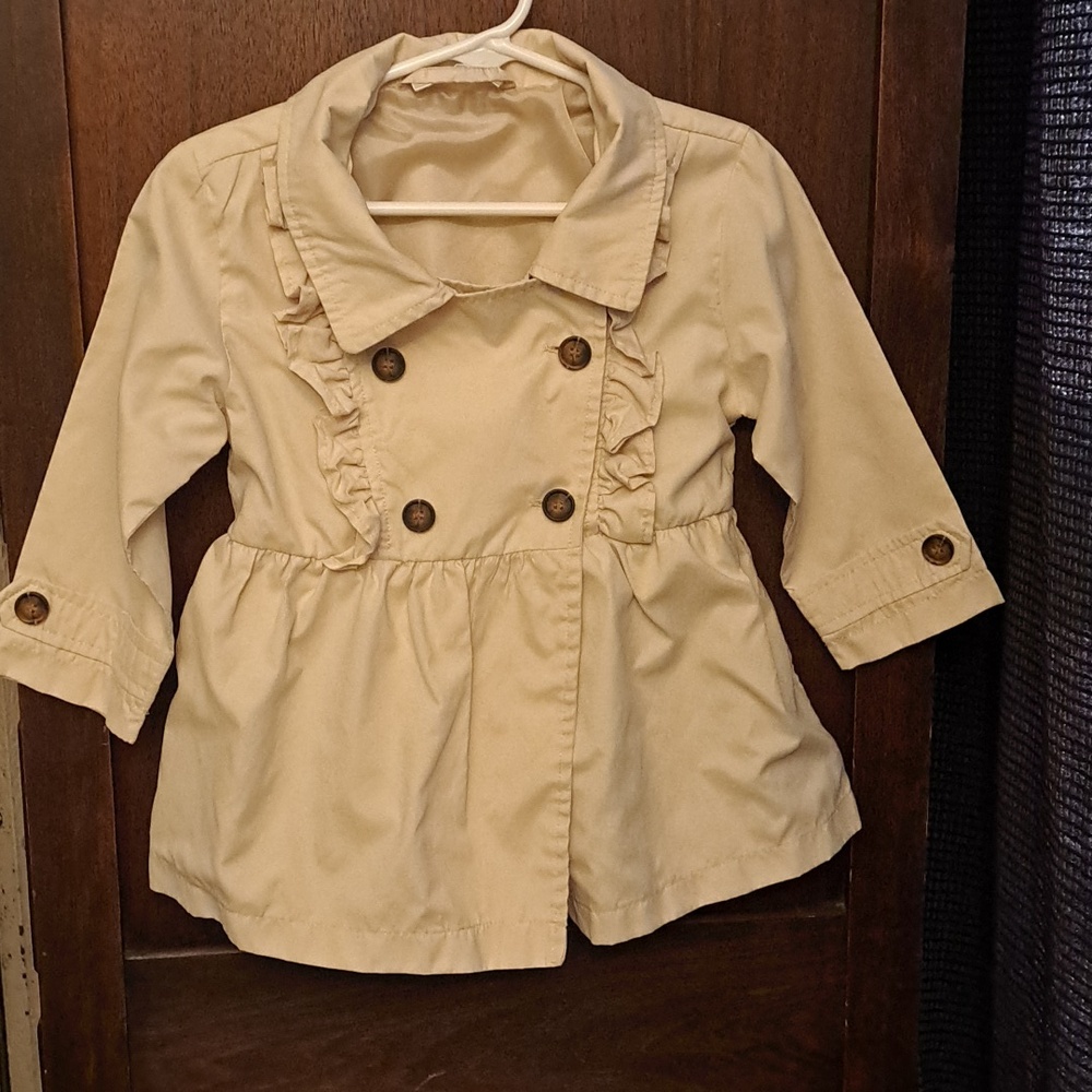 Ergee Girls Size 80 9-18 Months Beige Lined Ruffle Double-Breasted Trench Coat